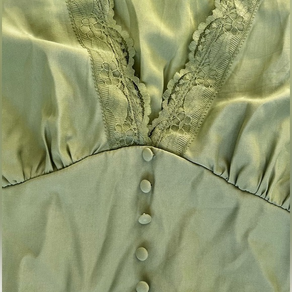 Lace Detail Blouse - Picture 2 of 5